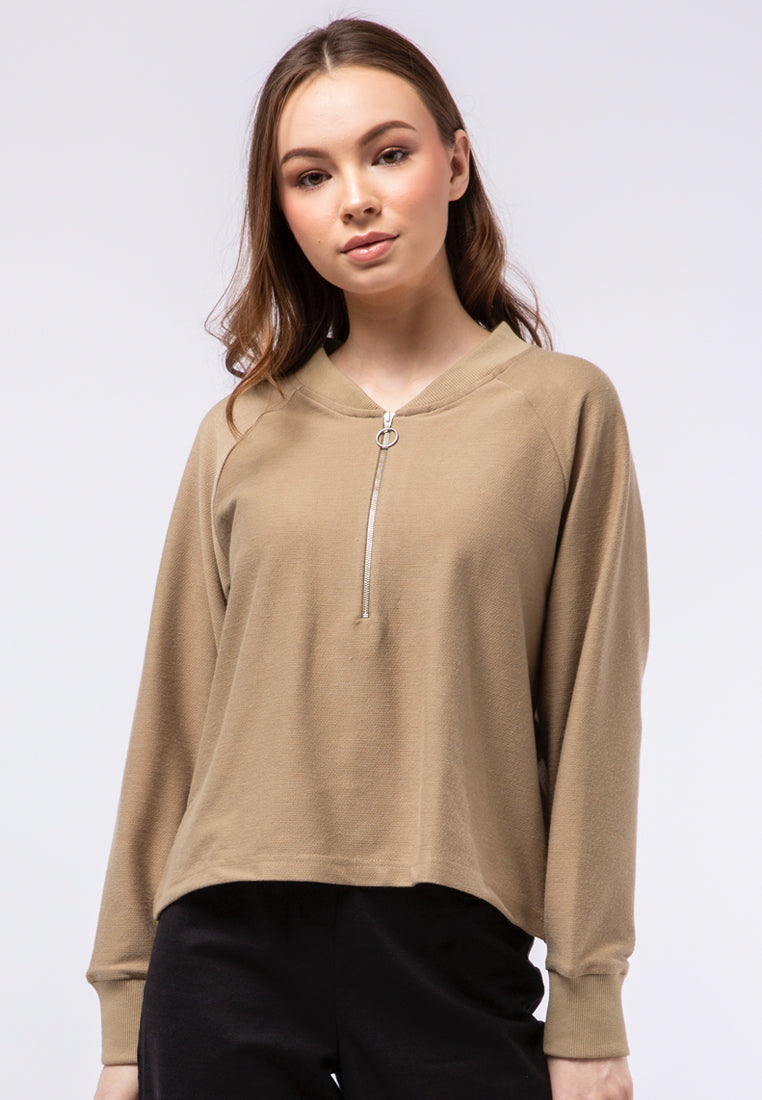 Loose Sweatshirt with Zipper