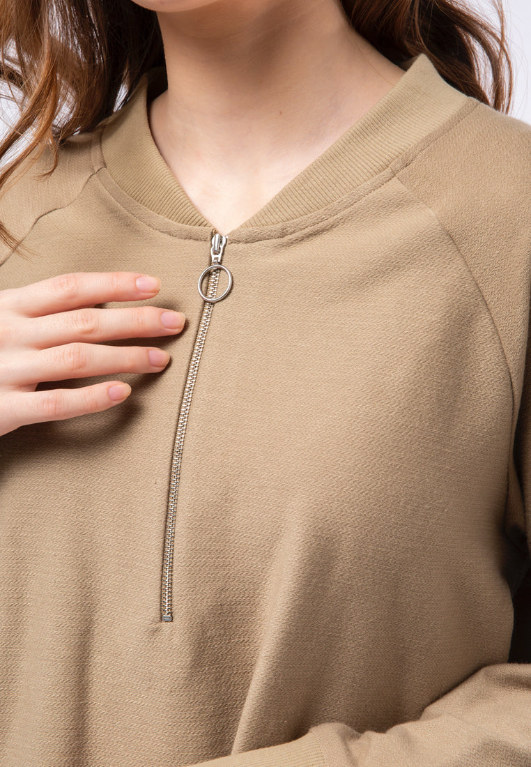 Loose Sweatshirt with Zipper