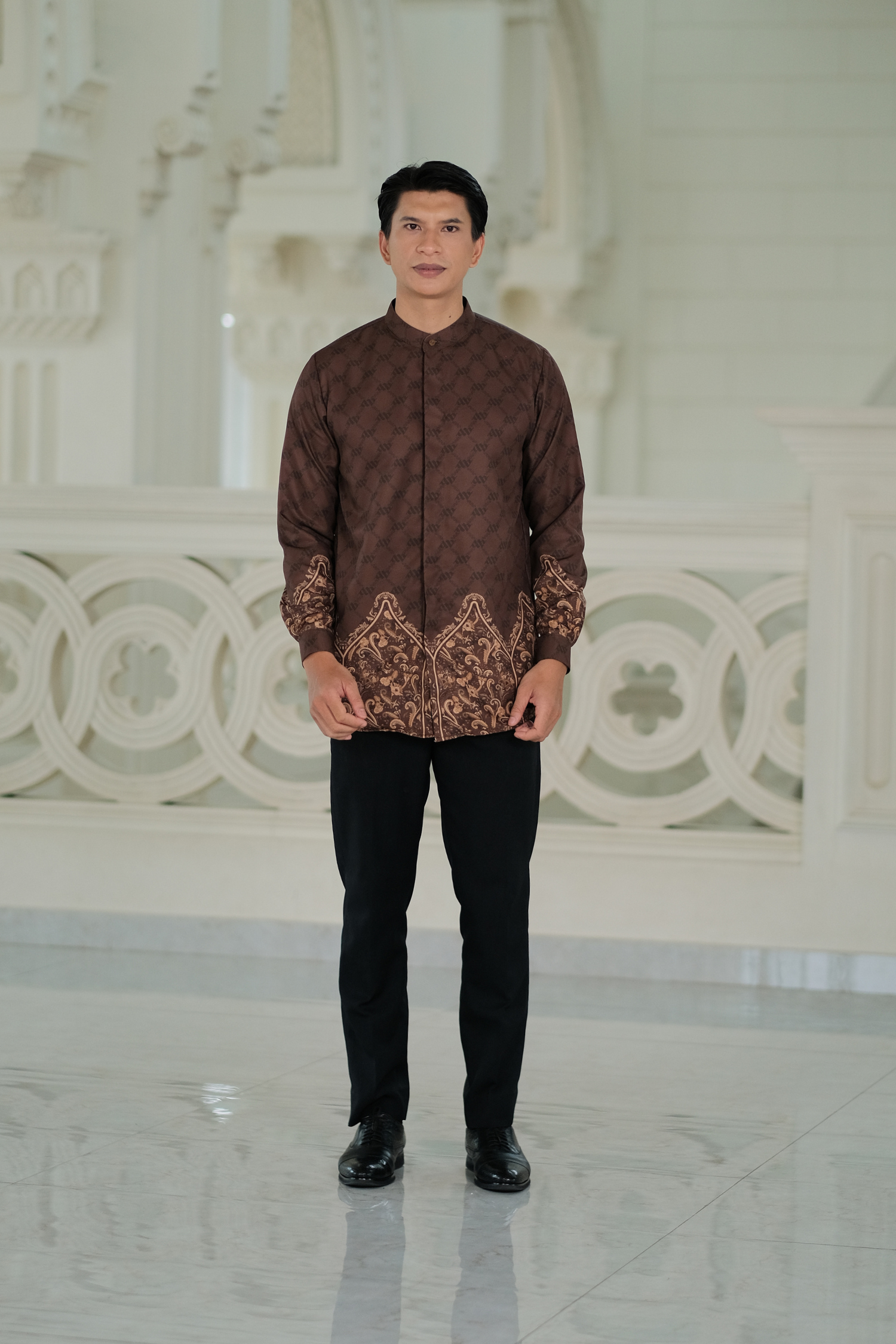 MAHEERA KOKO - MAHOGANY