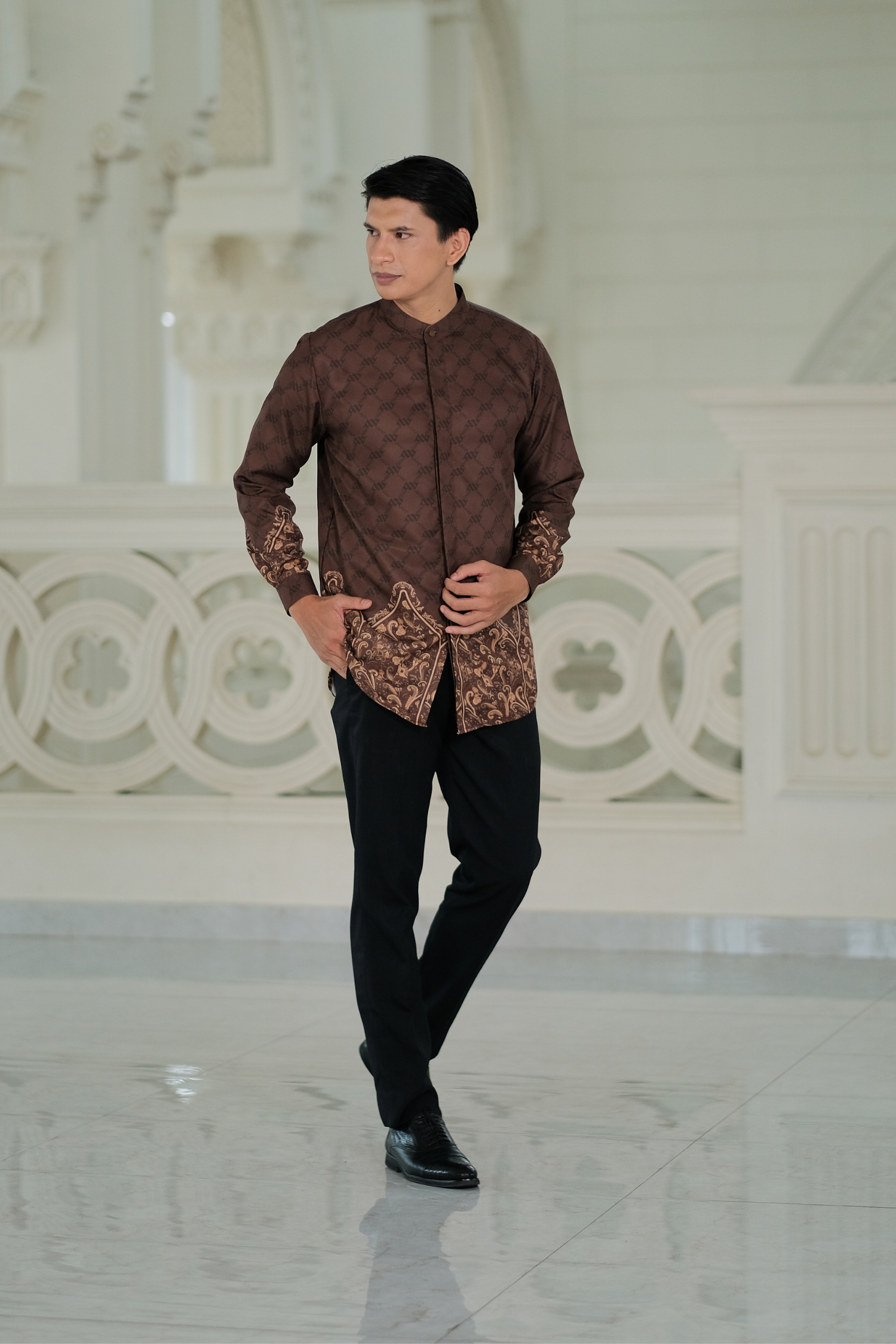 MAHEERA KOKO - MAHOGANY