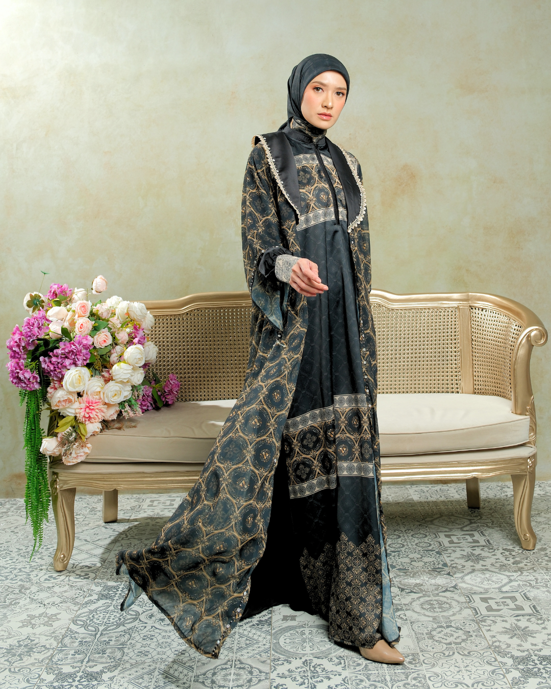 CALIRA DRESS - BLACK