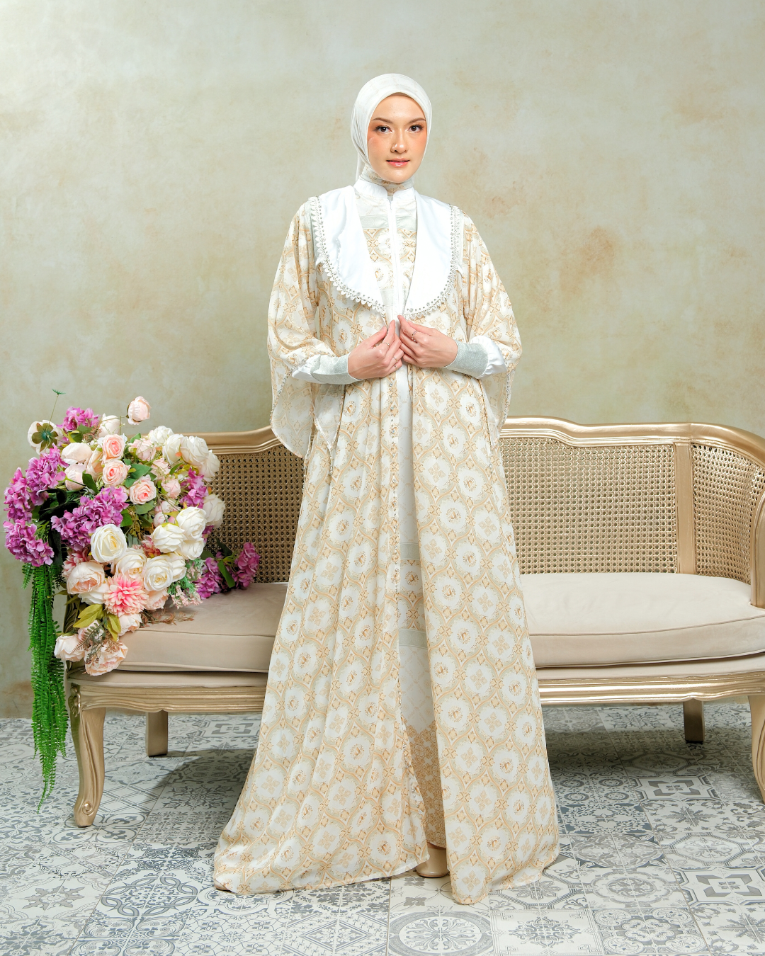 CALIRA DRESS - IVORY GLOW