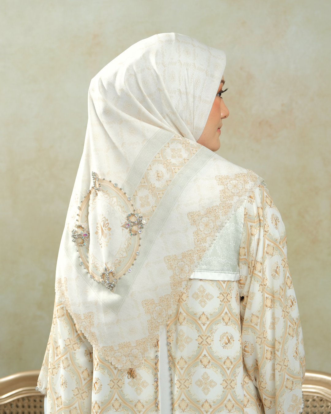 CALIRA DRESS - IVORY GLOW