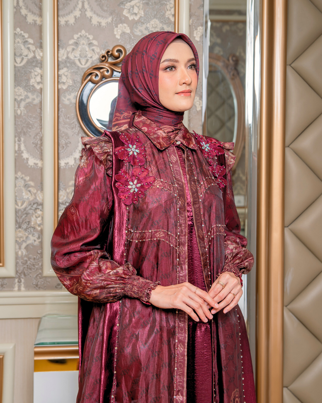 MAHEERA DRESS - MAROON