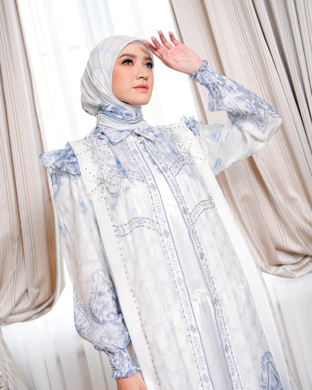 MAHEERA DRESS - WHITEBLUE
